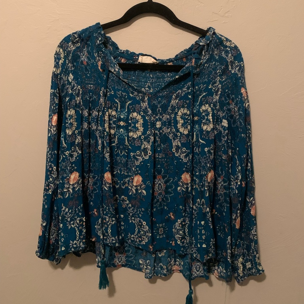 Altar’d State blue patterned boho top